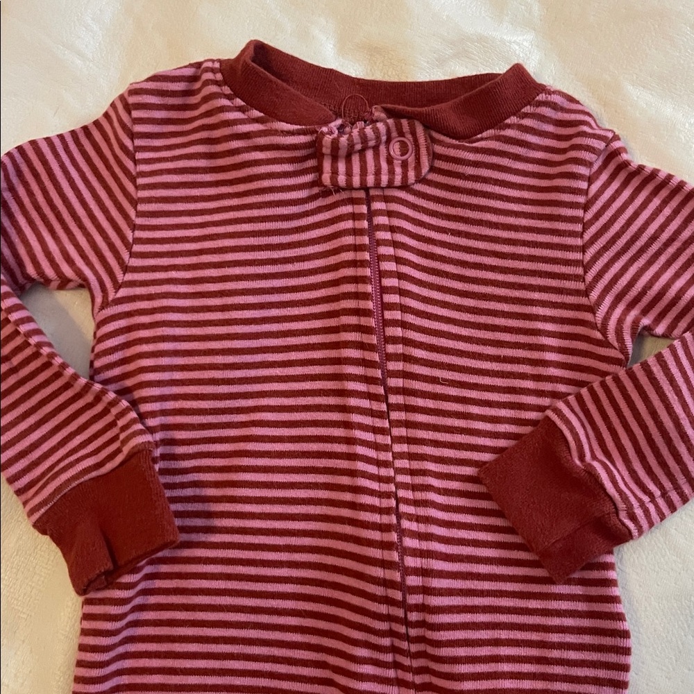 Amazon Essentials Red Striped Kids PJs - Picture 2 of 5